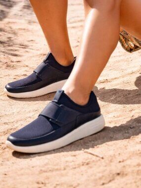 Ecco Dark Blue Woven Leather Detail Casual Slip On Sneaker, Size 8